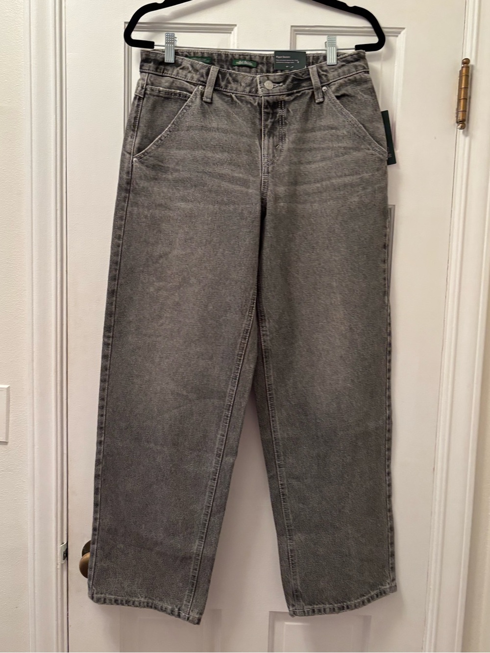 Wild Fable Women’s 90’s Relaxed Fit Straight Jeans Size 6